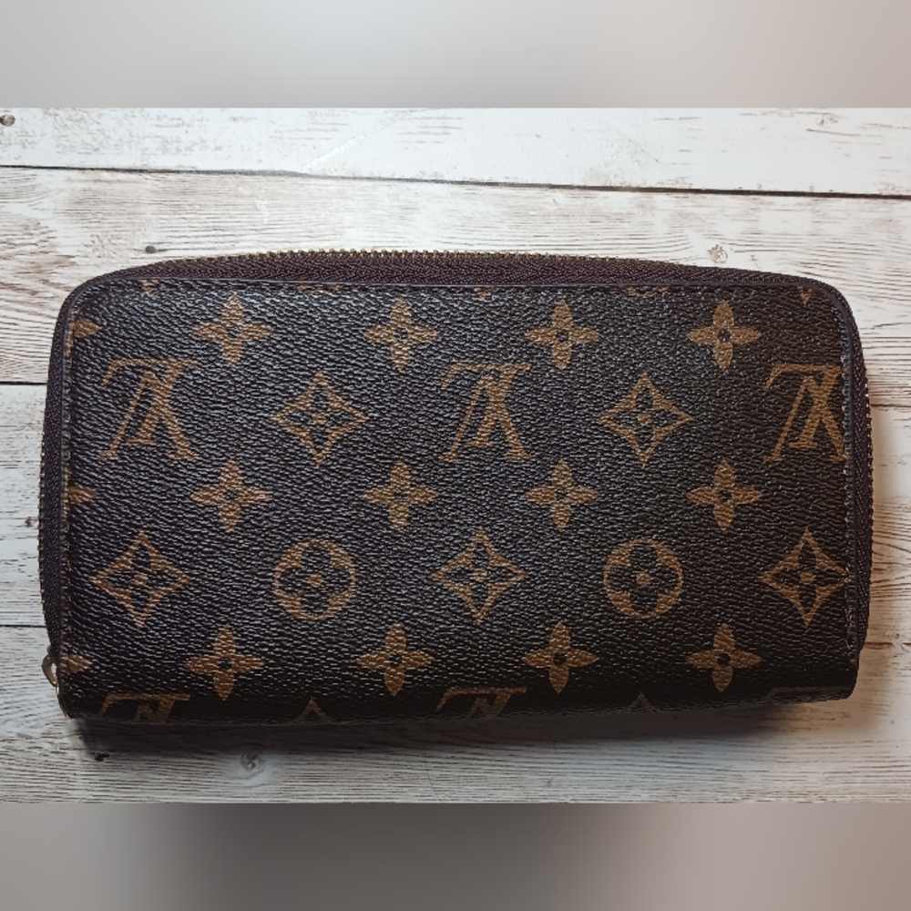 Textured Brown Wallet